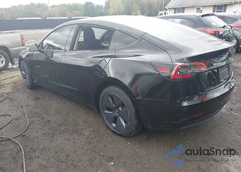 2021 Tesla Model 3 Long Range Dual Motor All-Wheel Drive z USA, uszkodzony, nr VIN 5YJ3E1EB3MF081212